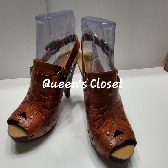 Jessica Simpson | Women's Leather Studded Ankle Strap Platform Heels- BRAND NEW - Picture 2 of 6